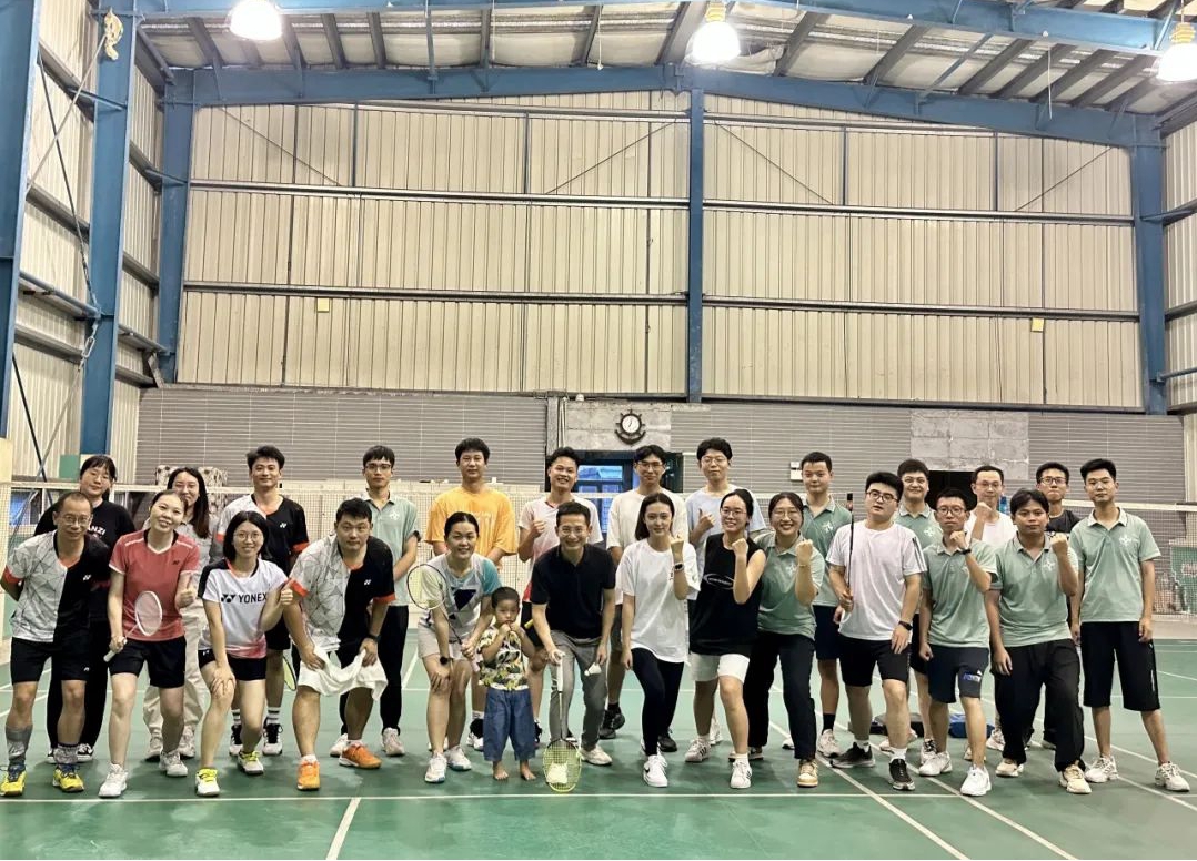 新起點 向未來 | 新老職工羽毛球友誼賽精彩來襲